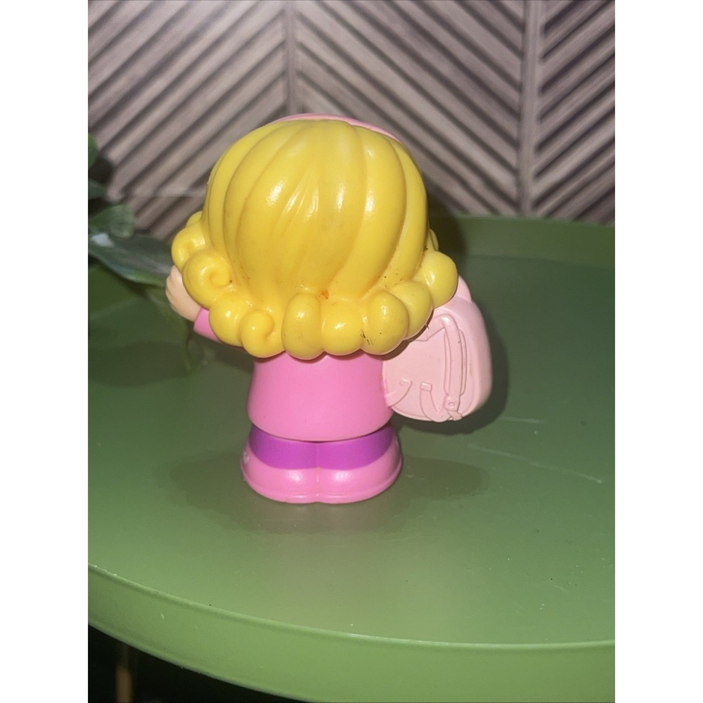 Fisher Price Little People airplane passenger girl pink flowers backpack EMMA - Picture 3 of 6